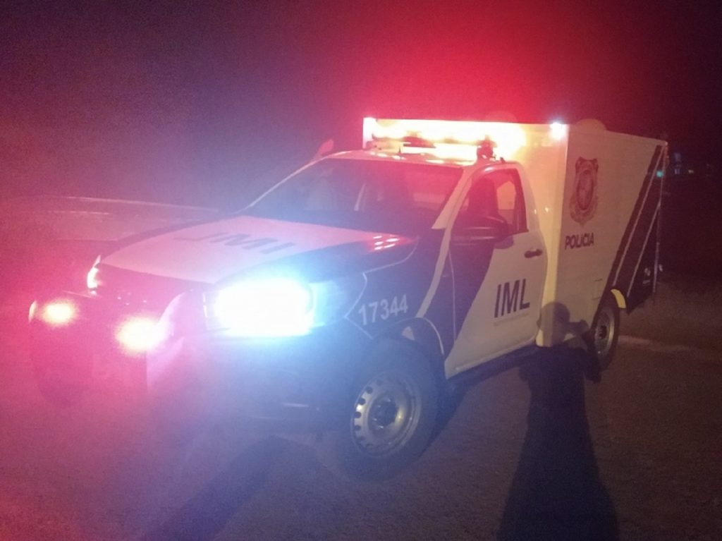 Carro capota em tentativa de fuga da polícia e uma pessoa morre, no interior de Guaíra
