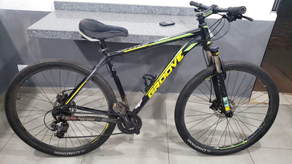Choque recupera bike furtada e detém dupla no bairro Santa Cruz