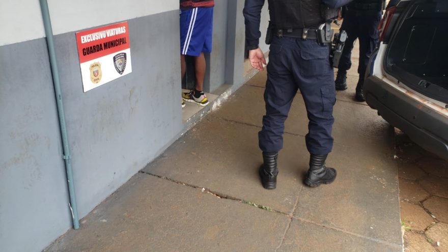 Com pendências judiciais, homem é preso no Brasmadeira