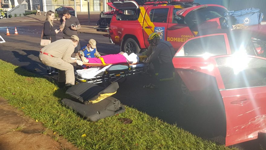 Mulher fica ferida em acidente de trânsito no Bairro Coqueiral