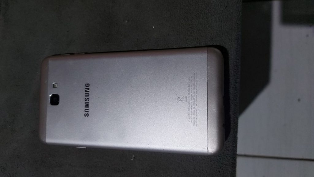 Celular foi encontrado na Av. Brasil