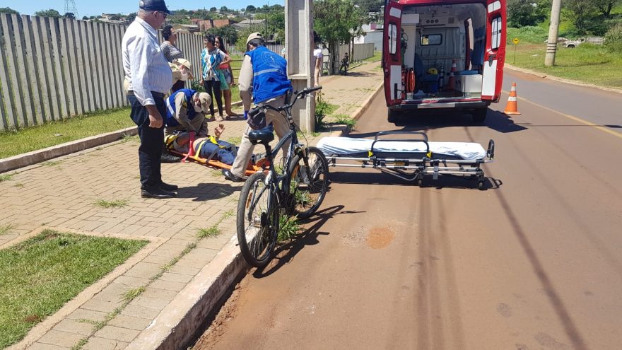 Rapaz sofre contusão no tórax após cair de bicicleta no Bairro Pacaembu