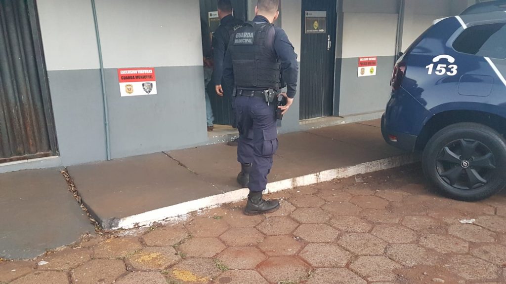 Suspeito por furtar Fiorino em Cascavel é detido