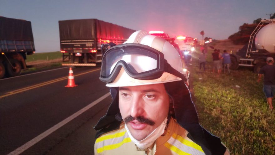 Ultrapassagem é a possível causa do acidente segundo Tenente