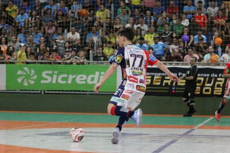 Imagem referente a Com emoção, Cascavel Futsal vence fora de casa o Dois Vizinhos