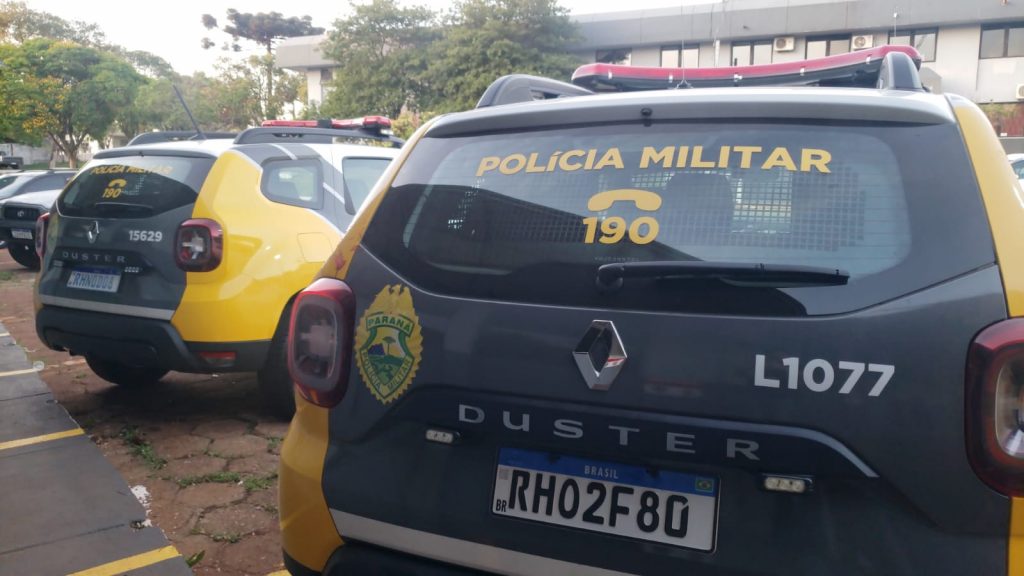 PM detém pessoas por desacato após ocorrência de perturbação de sossego, em Capitão Leônidas