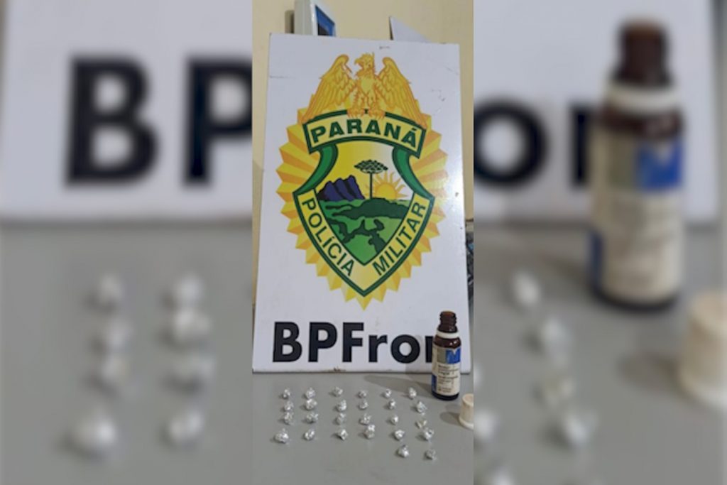 BPFron prende homem e apreende 26 pedras de crack em Guaíra