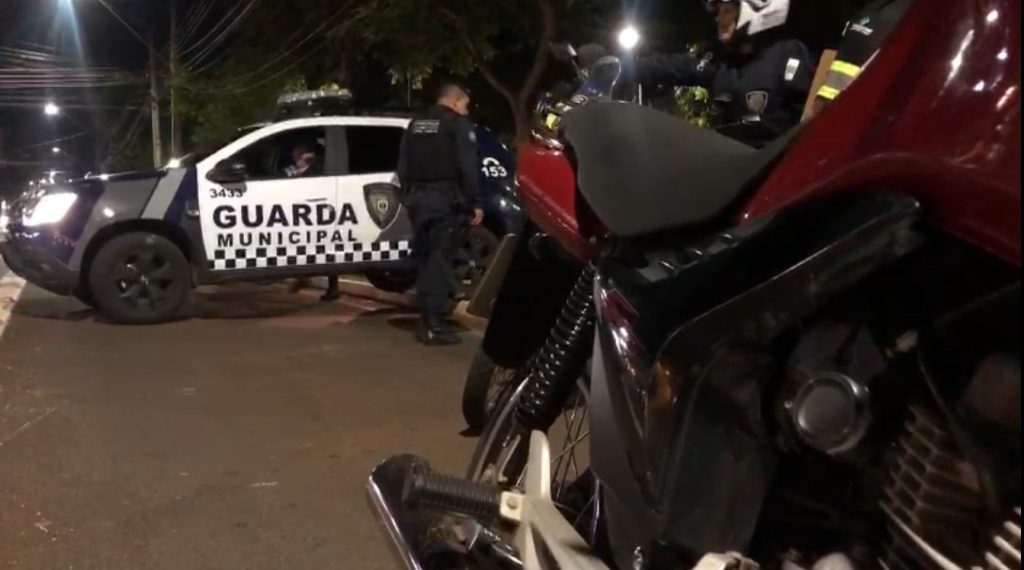 Jovem com CNH provisória recebe cerca de R$ 1O mil em multas durante operação