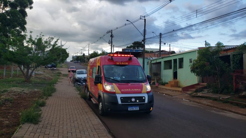 Vítima de agressão é socorrida pelo Corpo de Bombeiros