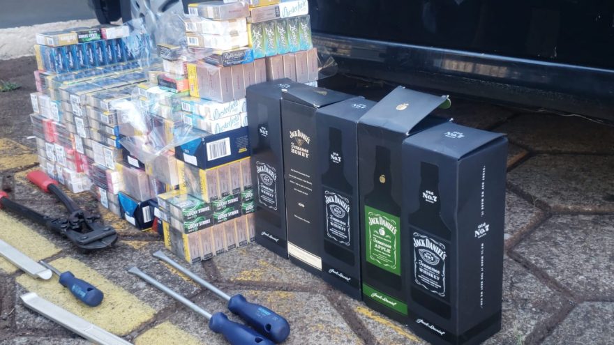 Homens em posse de cigarros e bebidas alcoólicas são detidos pela PRF na BR-369