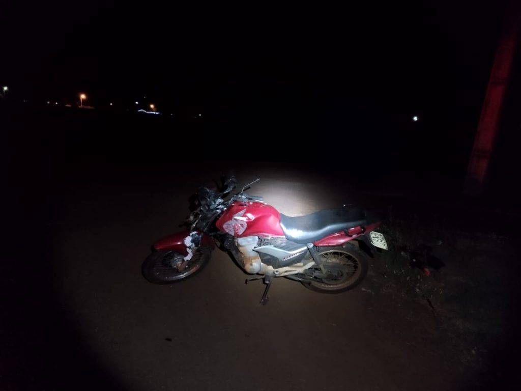 Acidente na PR-317 deixa motociclista ferido, em Santa Helena
