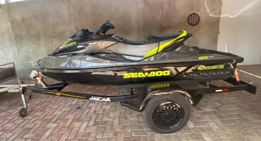 Câmera flagra furto de jet-ski em Boa Vista da Aparecida