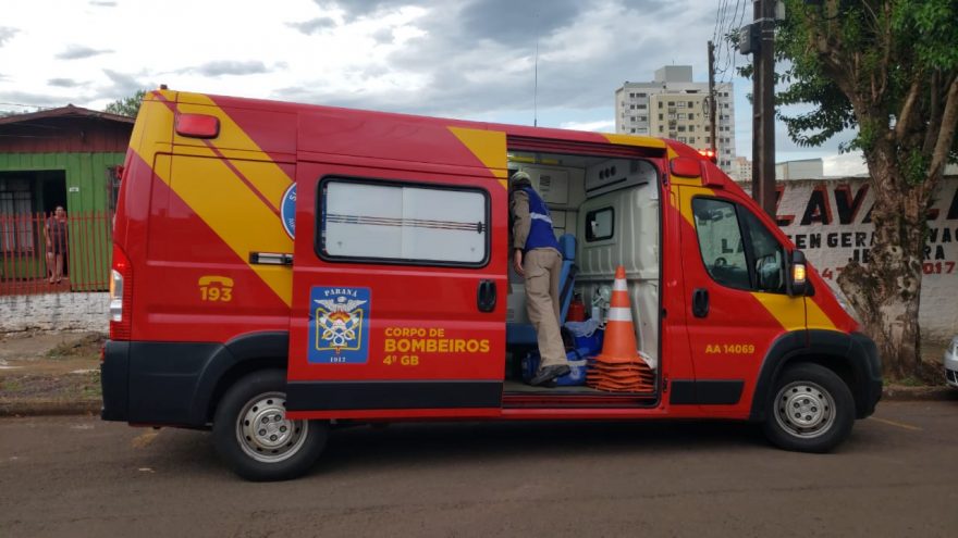 Após passar mal, homem sofre queda no Centro