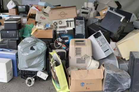 Curitiba – Prefeitura de Curitiba promove mutirão de recolhimento de lixo eletrônico no sábado Imagem referente a Curitiba – Prefeitura de Curitiba promove mutirão de recolhimento de lixo eletrônico no sábado