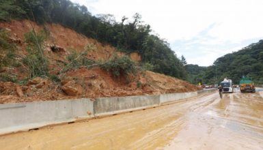 Imagem referente a Rodovia BR-376 foi liberada para tráfego de veículos