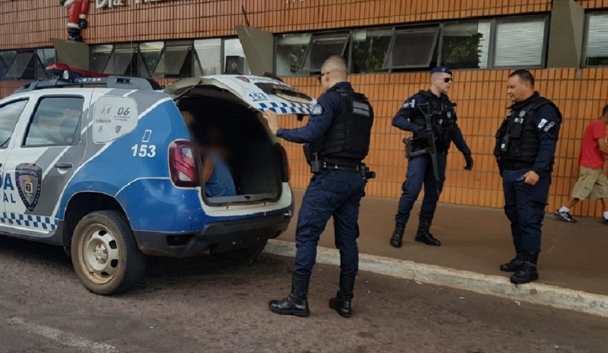 Jovem em posse de drogas é detido na Rodoviária
