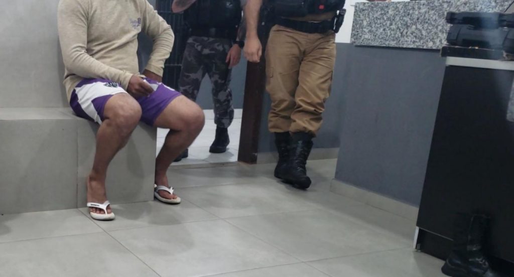 Homem é detido por não pagamento de pensão alimentícia