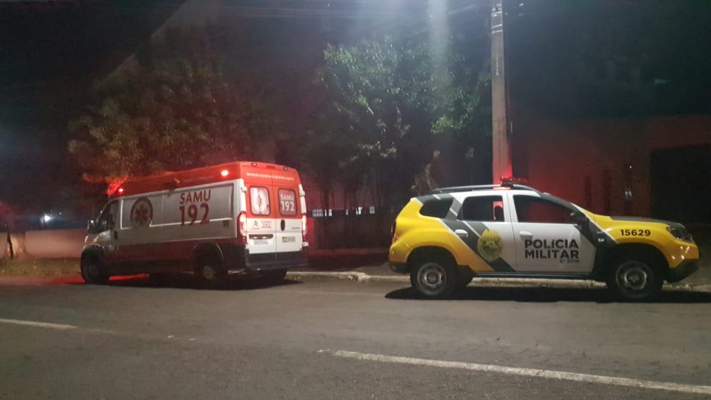 Peladão é socorrido pelo Samu na Av. Carlos Gomes