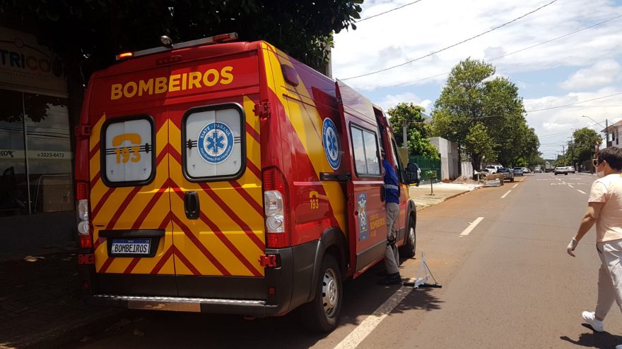 Colisão no Centro deixa motociclista ferido