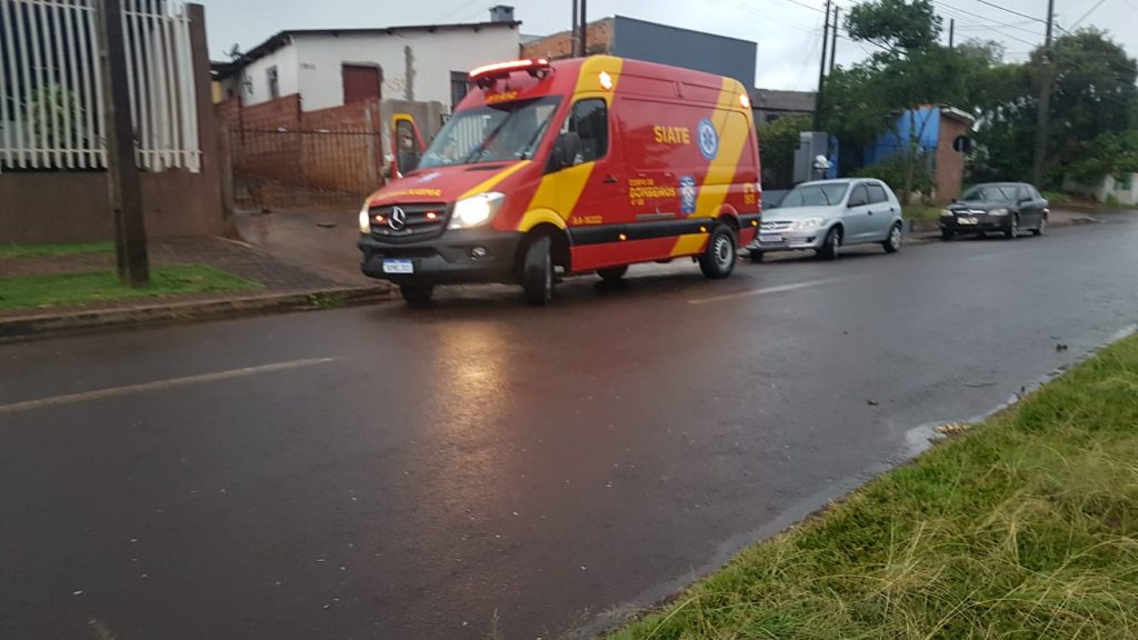 Idoso fica ferido ao sofrer queda no Bairro Brasília