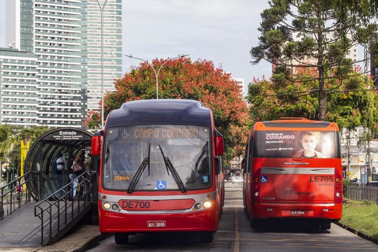 Transporte coletivo de Curitiba terá reforço a partir das 14h