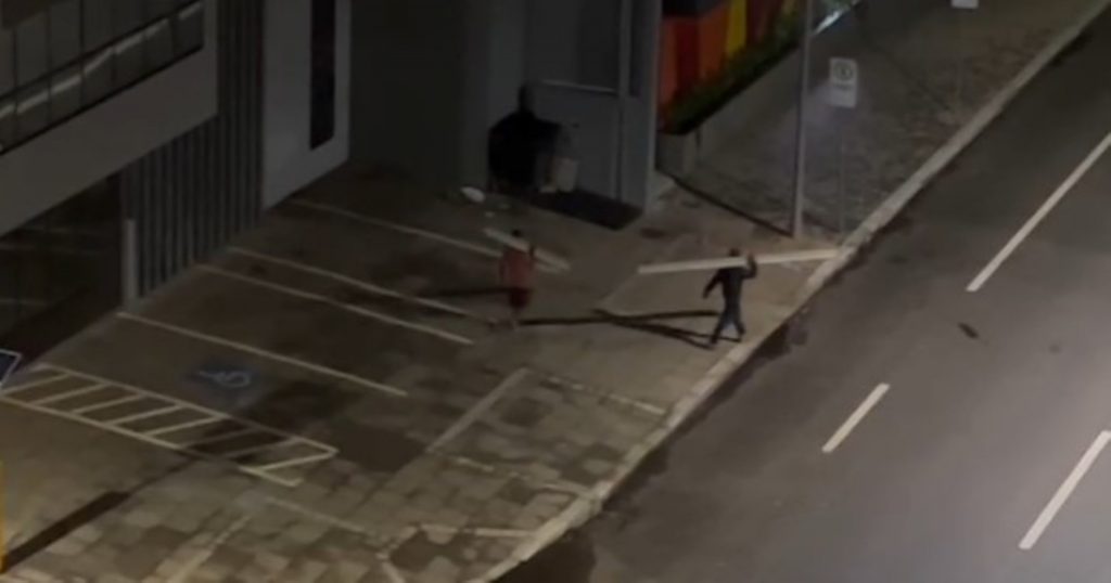 Internauta relata ter flagrado suspeitos de furto; confira