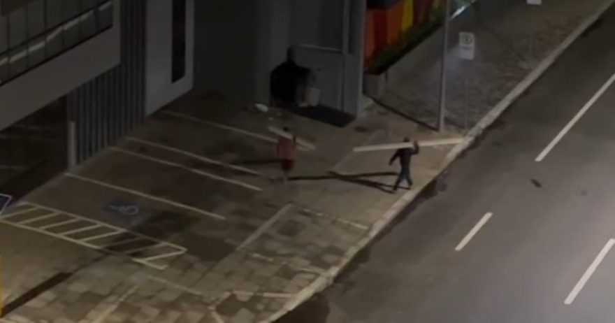 Internauta relata ter flagrado suspeitos de furto; confira