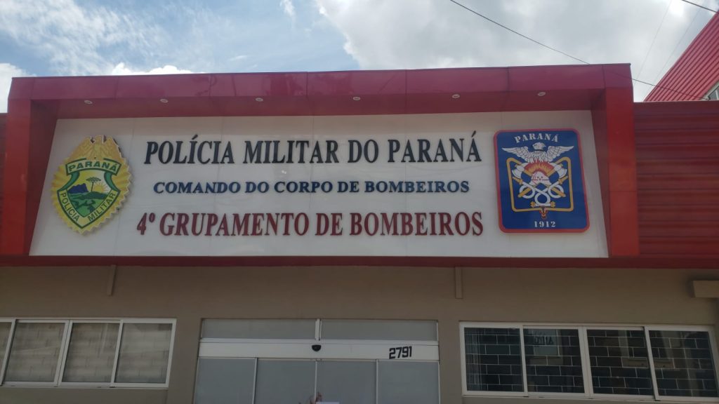 Jovem com anel preso no dedo é socorrido pelos bombeiros