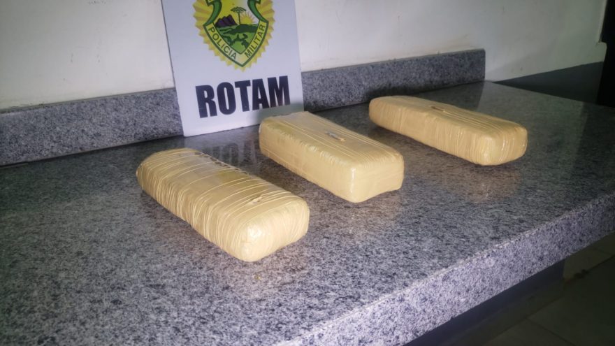 Com 1,8kg de maconha, jovem é detido em Cascavel