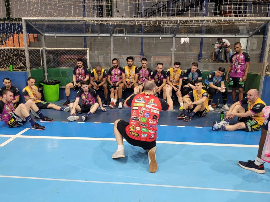 Em busca da oitava taça estadual, Cascavel Futsal encara Chopinzinho fora de casa