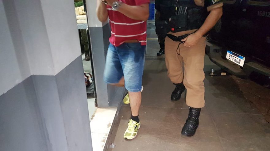Procurado pela justiça é preso pela Rotam após ser flagrado dirigindo com faróis apagados, em Boa Vista