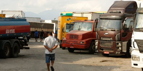 Última parcela dos auxílios Caminhoneiro e Taxista será paga hoje Imagem referente a Última parcela dos auxílios Caminhoneiro e Taxista será paga hoje