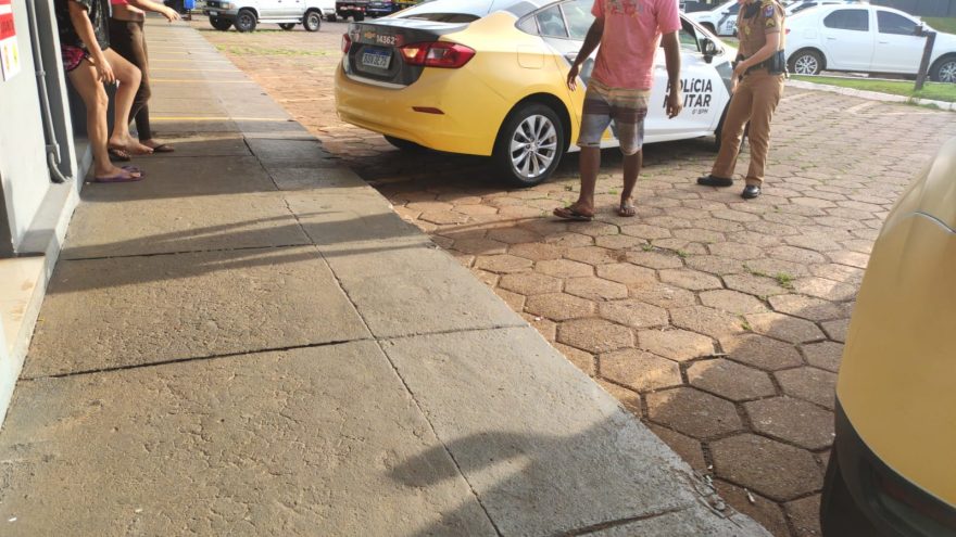 Três pessoas são detidas com geladeiras furtadas