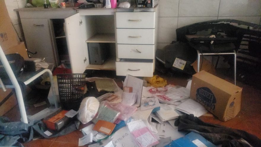 Ladrões fazem a limpa em Chapeação na Neva