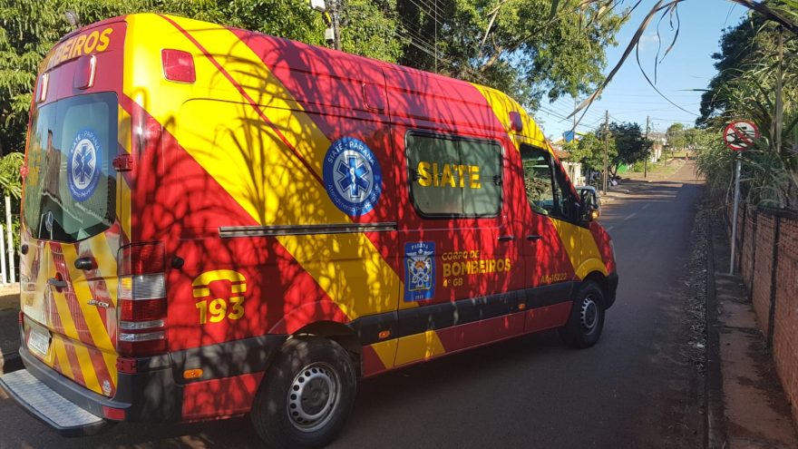 Após atropelar gato, mulher sofre queda no Bairro Cataratas