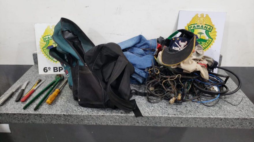 Policial chega em casa e flagra bandido furtando fios de energia do condomínio