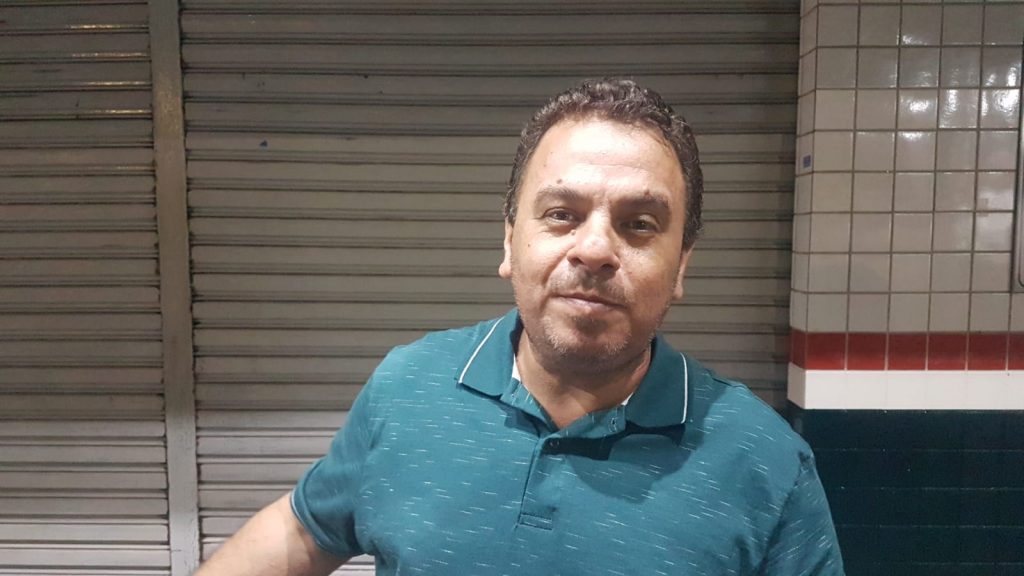 Idosa fica ferida após ser prensada na porta do coletivo e filho faz denúncia: “poderia ter morrido” Idosa fica ferida após ser prensada na porta do coletivo e filho faz denúncia: “poderia ter morrido”