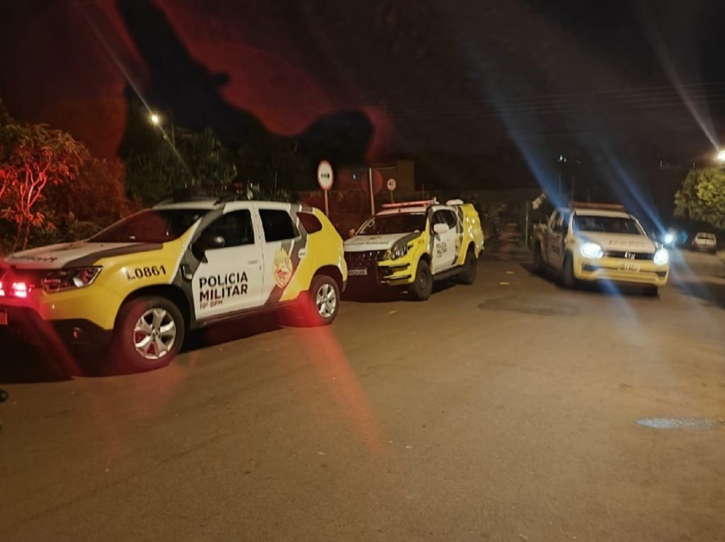 Passageiro de carro sofre tentativa de homicídio em Toledo Passageiro de carro sofre tentativa de homicídio em Toledo