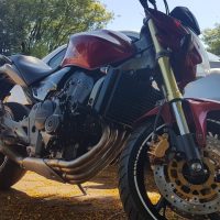 Imagem referente a Moto furtada de pátio é localizada pelo GDE e envolvidos já foram identificados