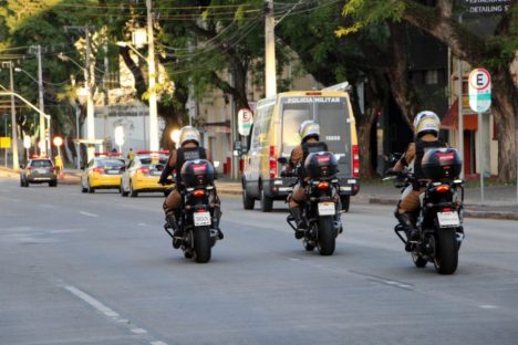 PMPR vai reforçar policiamento ostensivo do Litoral com motos durante a temporada Imagem referente a PMPR vai reforçar policiamento ostensivo do Litoral com motos durante a temporada