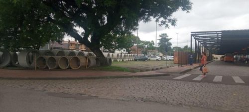 Curitiba – Prefeitura de Curitiba leva obra de drenagem ao terminal do Boqueirão Imagem referente a Curitiba – Prefeitura de Curitiba leva obra de drenagem ao terminal do Boqueirão