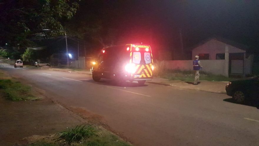 Crianças são atingidas por portão no Bairro Periolo