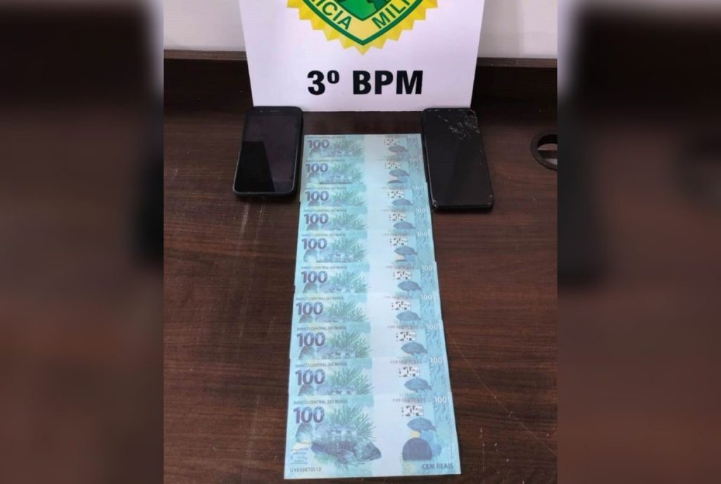 Adolescente é apreendido com mil reais em notas falsas em Itapejara D’Oeste