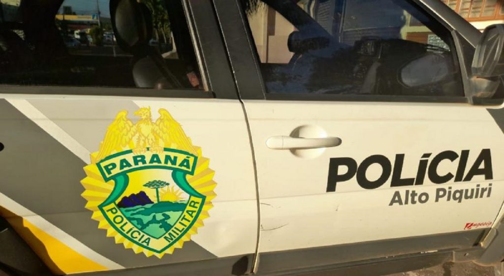 Duas crianças ficam feridas após homem embriagado colidir veiculo contra carroça em Alto Piquiri