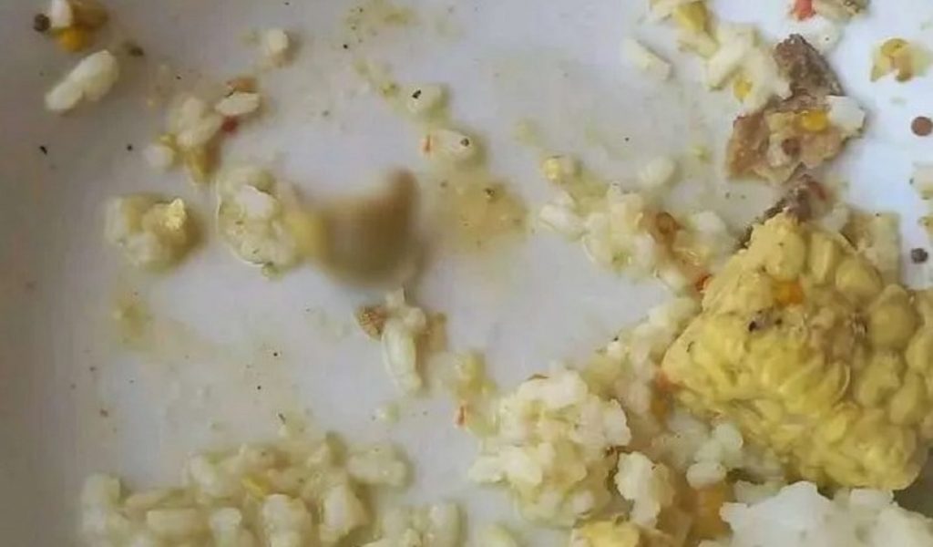 Ingrediente surpresa: Homem encontra pedaço de dedo humano em sopa de restaurante
