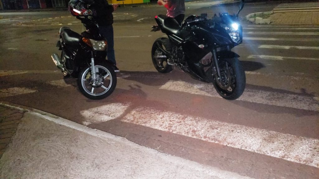 Colisão entre duas Yamahas é registrada no Bairro Alto Alegre