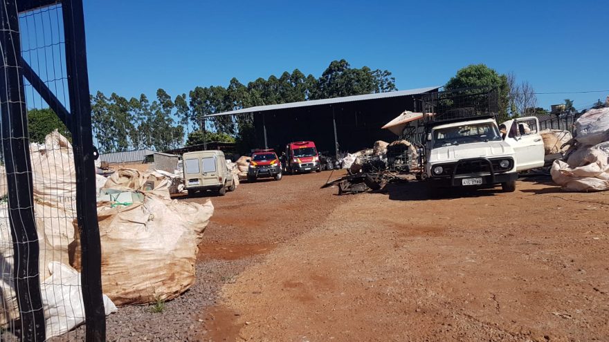 Homem sofre queimaduras após explosão no Santa Felicidade