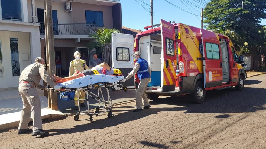 Após sofrer queda de escada, homem é socorrido no Parque Verde