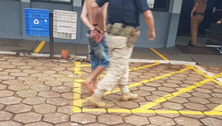 Homem abordado na BR-163 recusa bafômetro e é detido