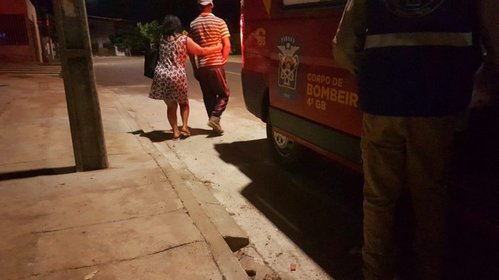 Homem sofre queda ao sair do carro e Siate é acionado no Conjunto Riviera